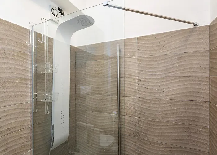 Elegant Sea View By Wonderful Italy